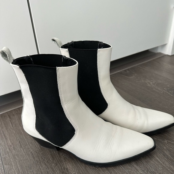 Zara white cowboy boots - Picture 1 of 2